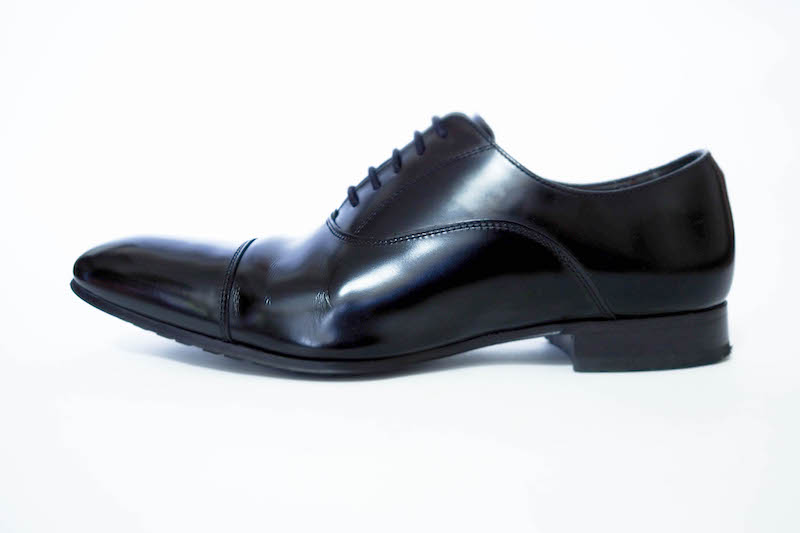 冠婚葬祭から就活まで使える初めての革靴にオススメなリーガル「011RAL 