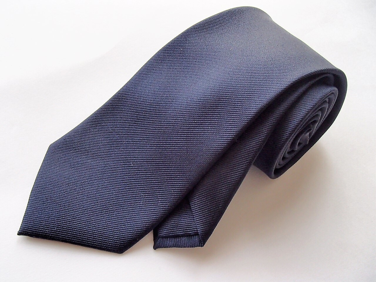 ユニクロのシルクネクタイは最高級品のクオリティ 服ログ