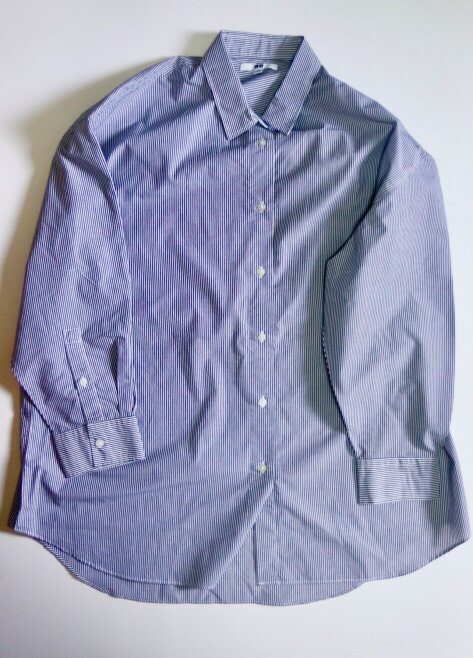 ユニクロのエクストラファインコットンオーバーサイズロングシャツはクリーンなビッグサイズのシャツ 服ログ
