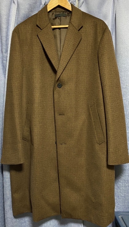ユニクロのウールカシミヤチェスターコートは柄物のオーバーサイズを 